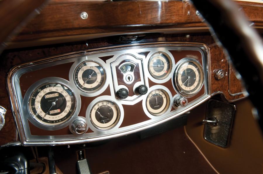  Packard Twelve Convertible Sedan 1934 года  (фото 20 из 44)